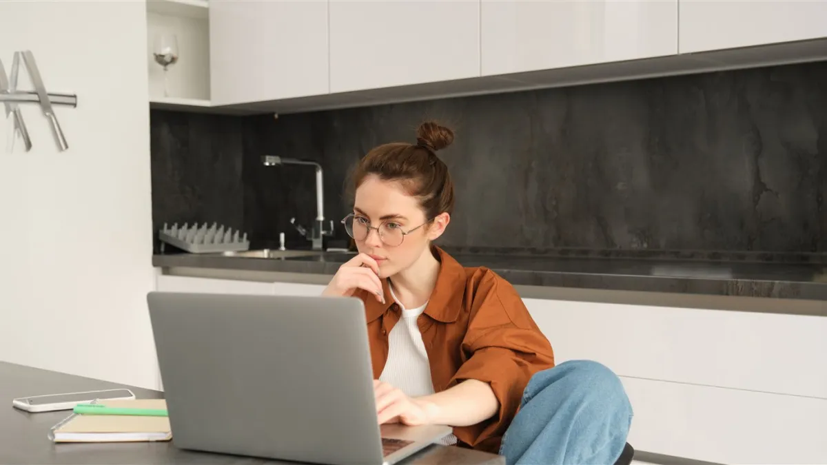 Náhrada nákladů za home office: paušál, skutečné náklady a daně
